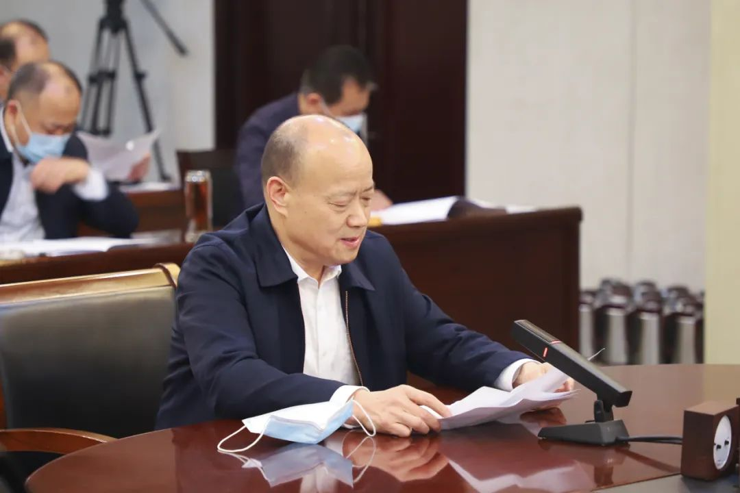 全國政協(xié)委員林凡儒在市委常委會議傳達(dá)全國政協(xié)十三屆五次會議精神